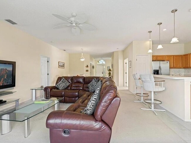Photo - 5044 45th St W