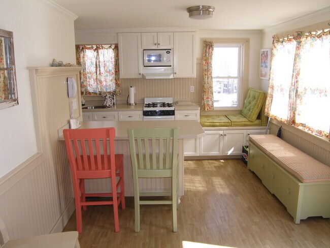 Photo - 173 C N Shore Blvd