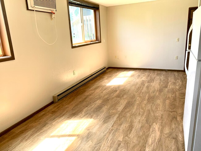 Photo - 2701 5th Ave