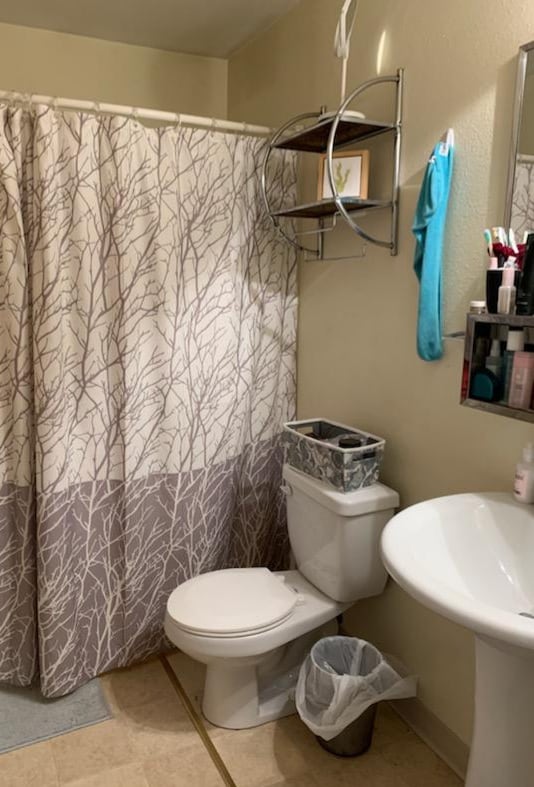 Photo - 825 Gallup Rd