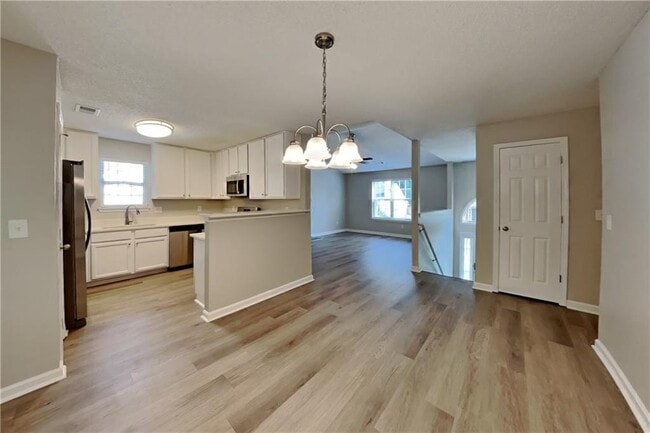 2928 Yukon Trail