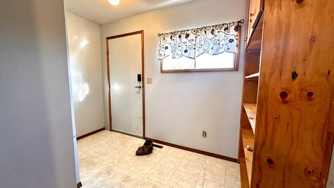 Photo - 714035 Range Rd 50