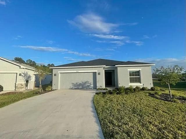 Building Photo - 3992 Fescue St