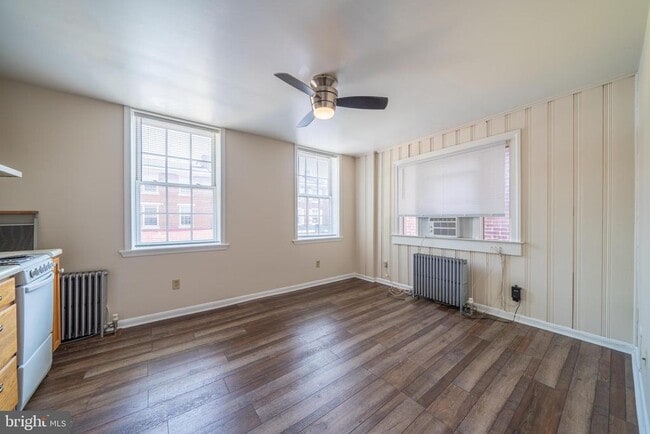 Photo - 121 E Gay St Unit 8