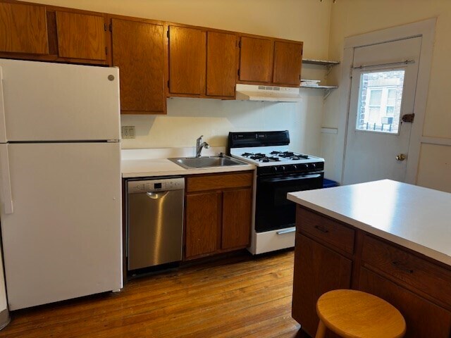 Photo - 380 Riverway Unit 8