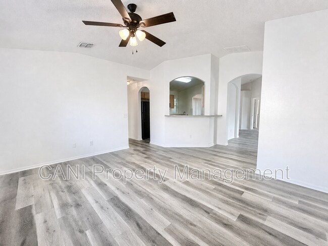 Photo - 2871 Lockwood Blvd