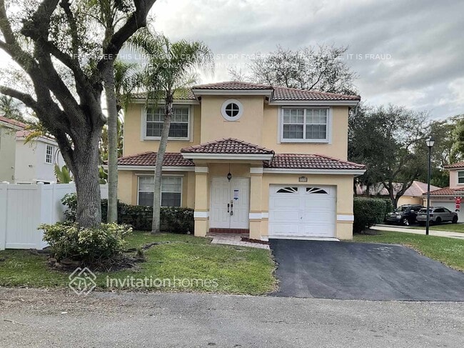 Building Photo - 2450 NW 72nd Ave