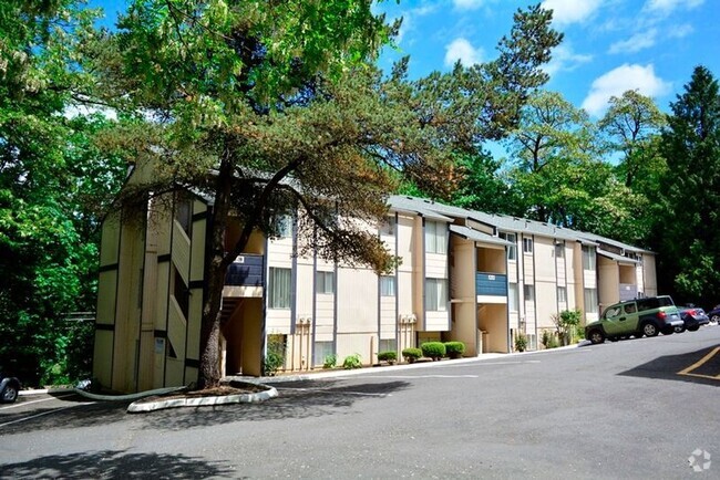 Building Photo - 3618 SW Beaverton Hillsdale Hwy Unit 24 Rental