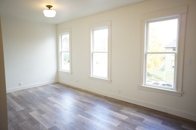 Photo - 702 6th Ave Unit C