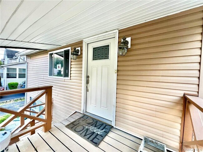 Photo - 23 Richard St Unit A