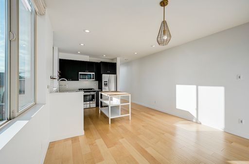 Photo - Stunning Modern 2 Bedroom Townhome in Ballard! AVAILABLE January 10th!