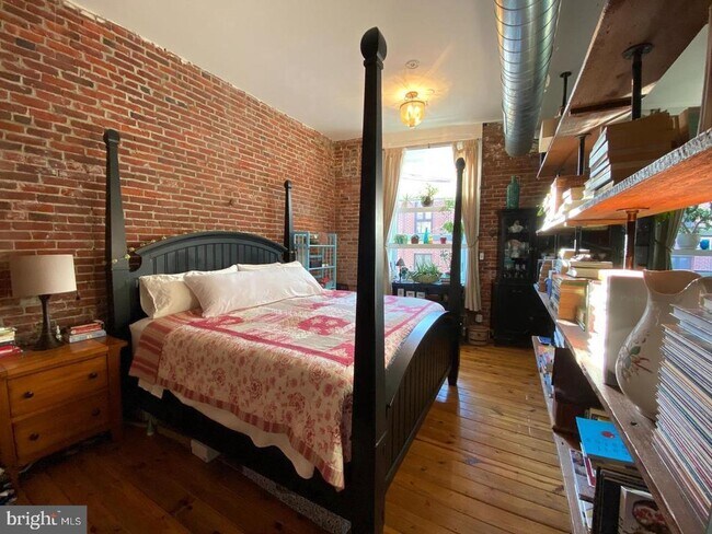 Photo - 828 N Hancock St Unit 2A