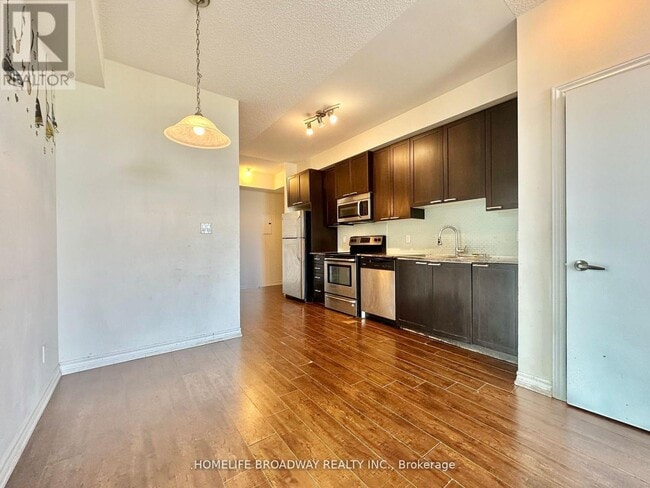 Photo - 1328 Birchmount Rd Unit 912