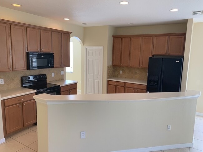 Photo - WATERS EDGE/LK NONA-8641 Bradleys Landing ...