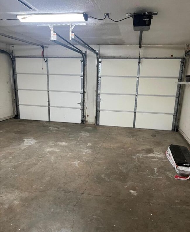 Photo - 957 Rustwood Dr