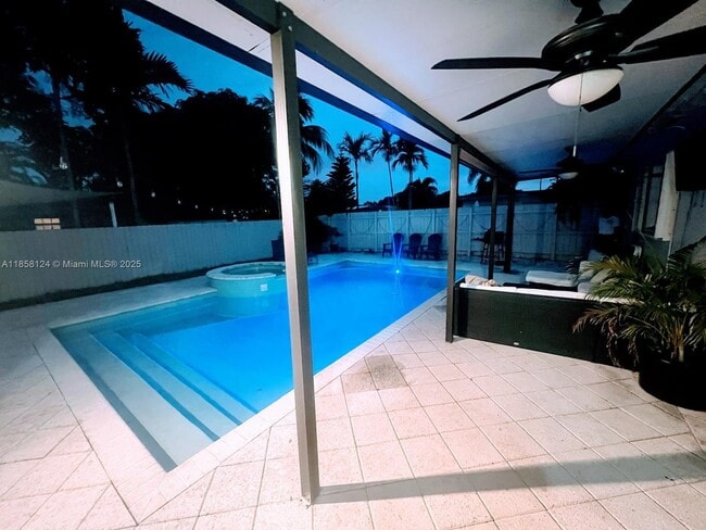 Building Photo - 7750 NW 42nd St Rental