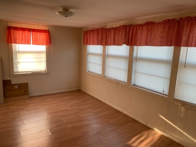 Photo - 2026 Chestnut Ave