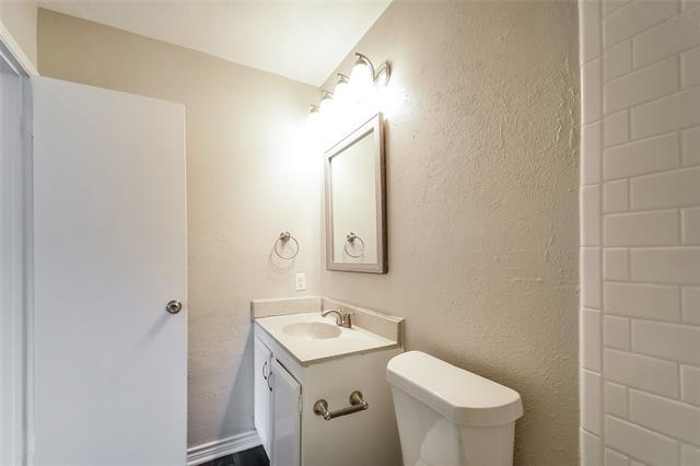 Photo - 741 Cambridge Dr