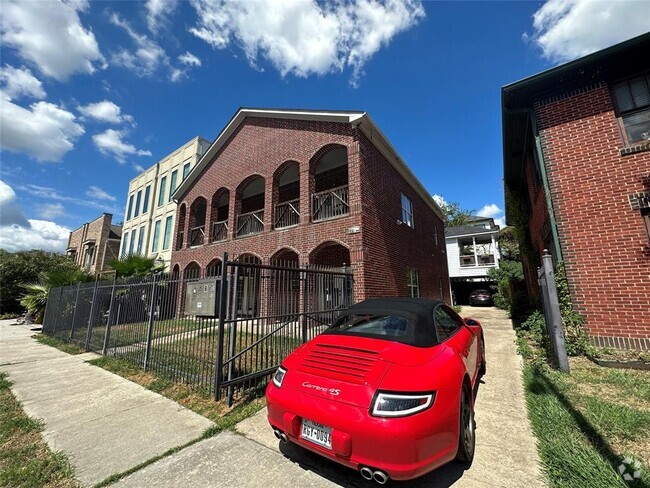 Building Photo - 508 W Clay St Unit A Rental