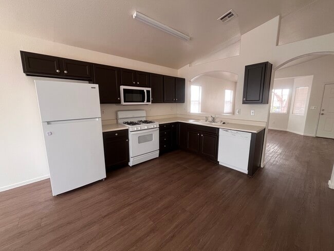 Photo - 502 Oak Island Dr