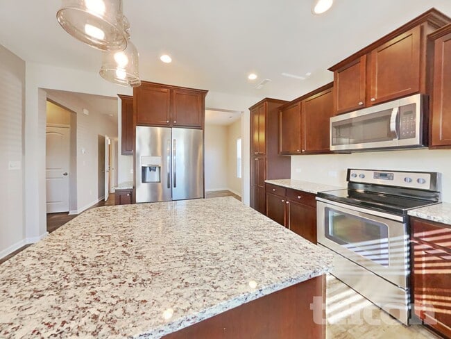 Photo - 116 Abel Peterson Dr