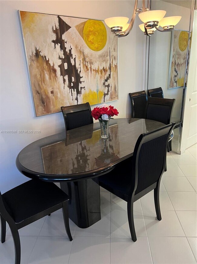 Photo - 62 Harwood Crescent Unit 62