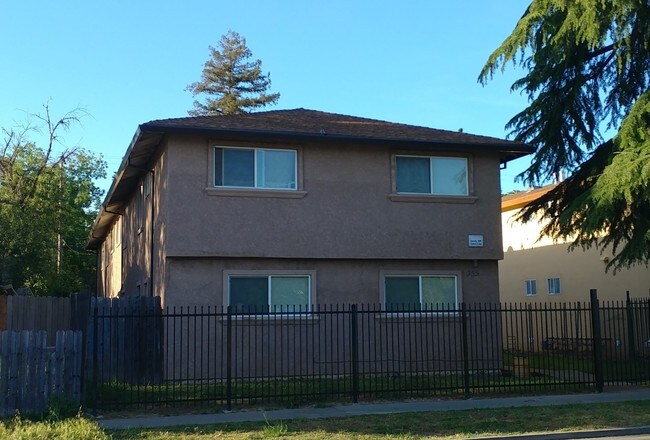 Photo - 355 El Camino Ave Apartments
