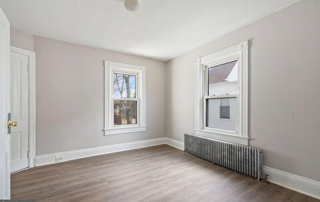 Photo - 34 Cumberland Ave Unit B