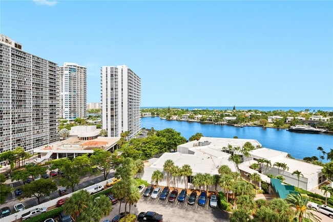 Photo - 20281 E Country Club Dr Unit 808