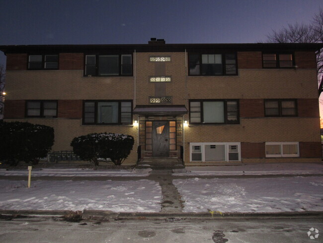 Building Photo - 9201 S Pulaski Rd Unit 2E Rental