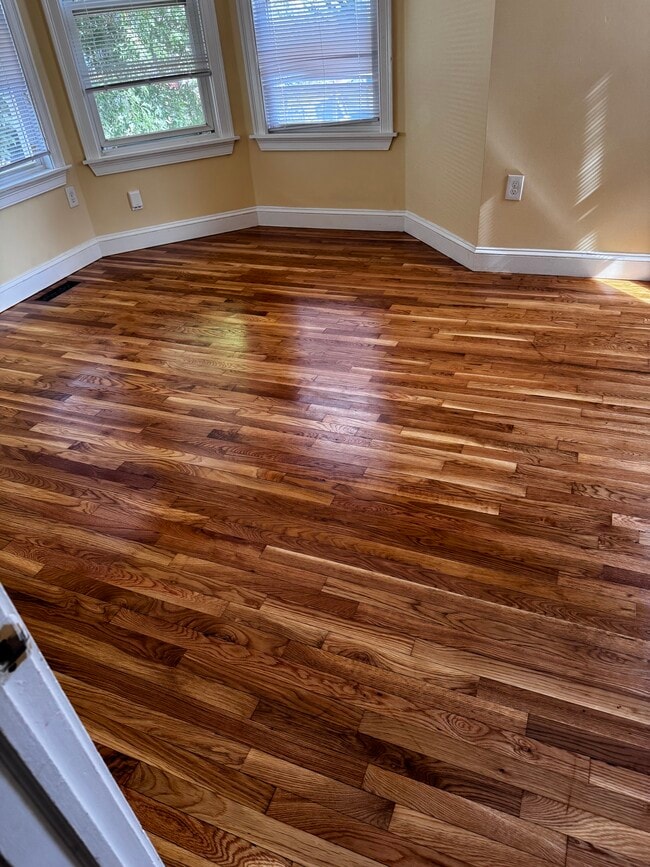 Photo - 52 Intervale St Unit 2