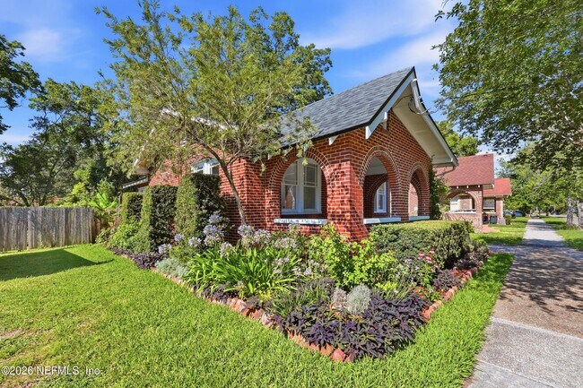Photo - 2614 Dellwood Ave