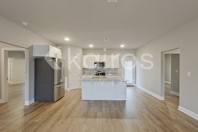 Photo - 13785 Willowmore Dr