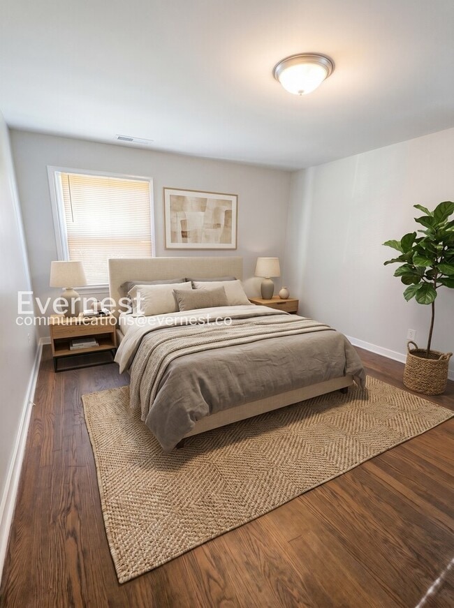 Photo - 5725 Avenue O