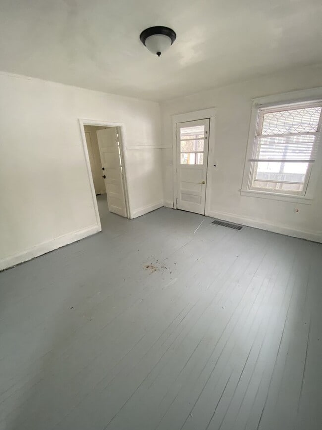 Photo - 1701 Maple St Unit 1701 Maple St - JM Anderson