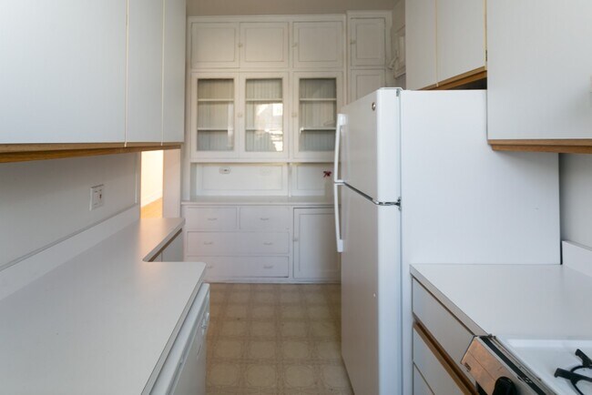 Photo - 1312 Oak Ave Unit B3