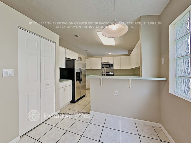 Photo - 444 SW 205th Ave
