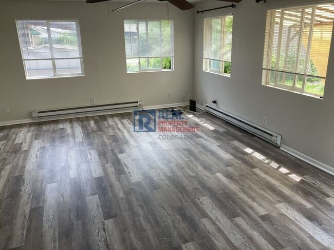 Photo - 3365 Olive St