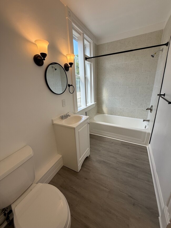 Photo - 3715 Dina Ave Unidad 1 Rental