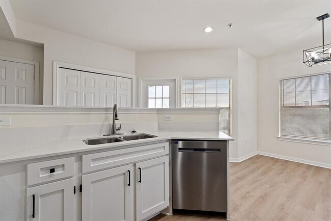 Photo - 2320 Gracy Farms Ln Unidad 434