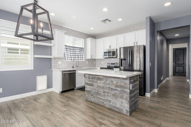 Photo - 542 E Bamboo Ln