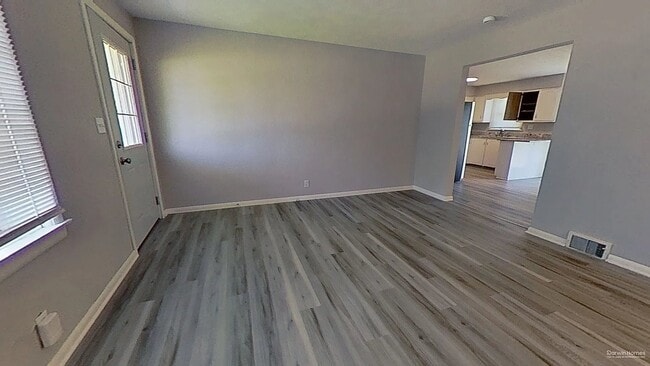 Photo - 105 Racill Ct