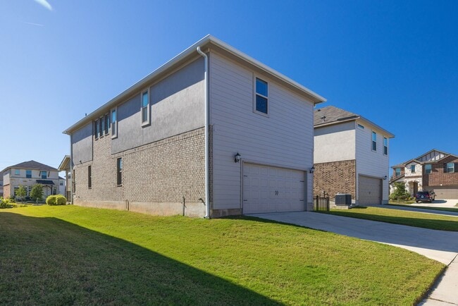 Photo - Beautiful Northfields Home | Quartz Counters, Open Floor Plan & Appliances Included