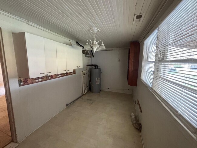 Photo - 6919 Deep Springs Rd