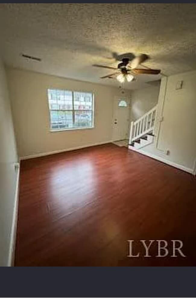 Photo - 8022 Timberlake Rd