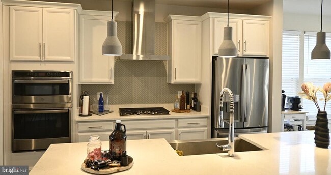 Building Photo - 2527 Emerald Branch Dr