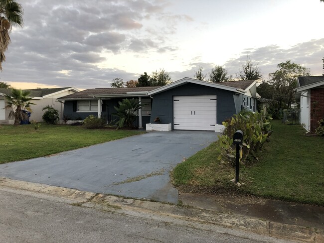 Photo - 7906 Datura Ln House