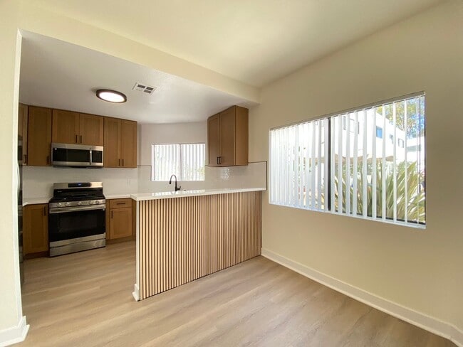 Photo - 2500 Abbot Kinney Blvd Unit 7125 - APT 29