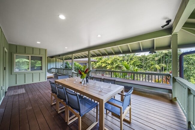Building Photo - 58-126 Napo'onala Place
