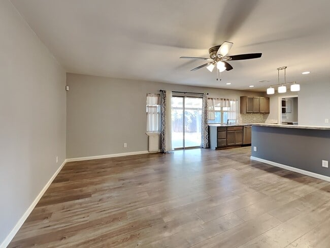 Photo - 5053 Ashlock Dr